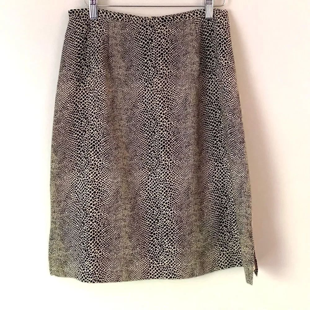 Emma James animal print skirt sz 8